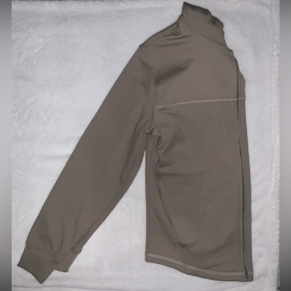 Boys Abercrombie Performance Gear Set in Taupe Size 11/12 - Picture 4 of 11